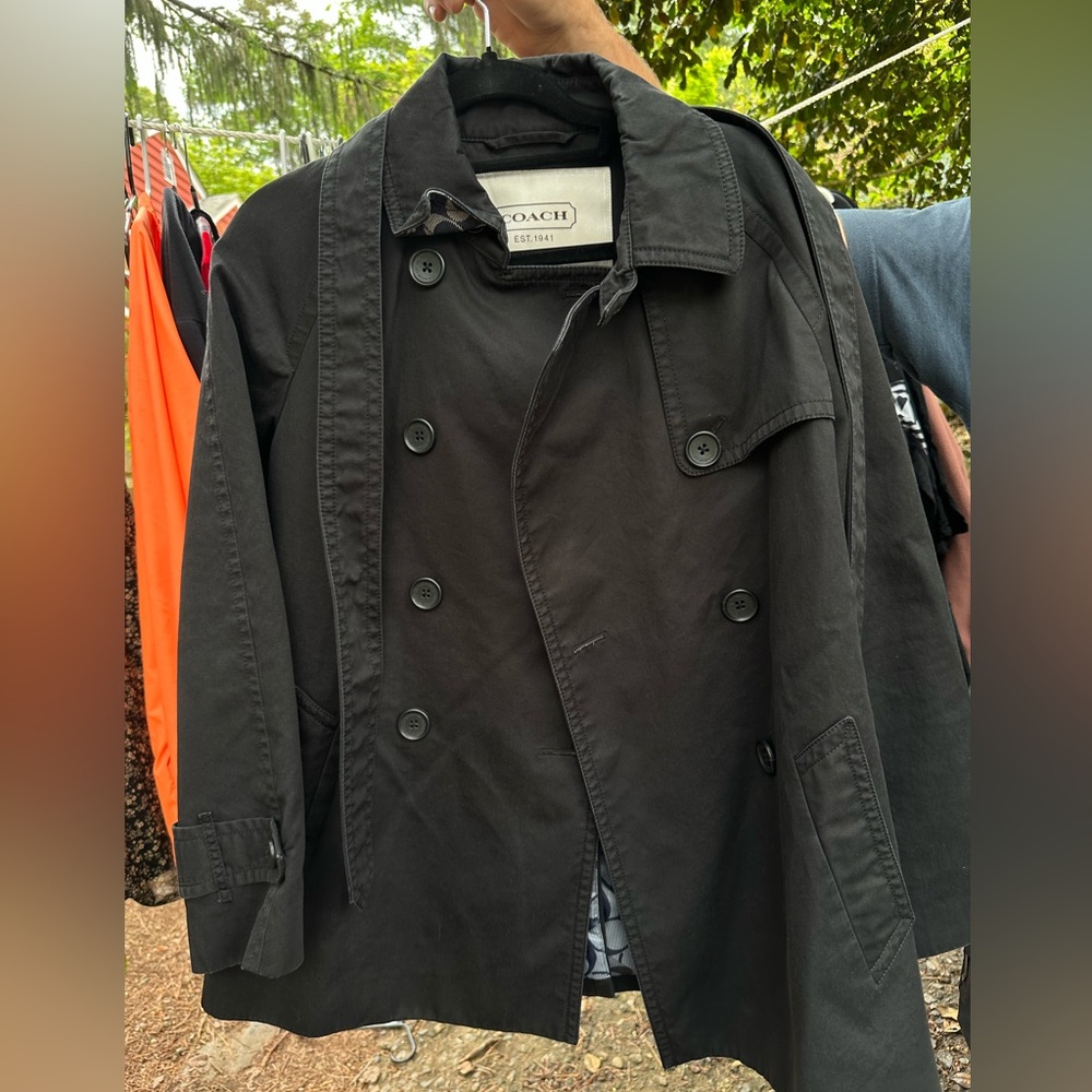 Coach trenchcoat with belt